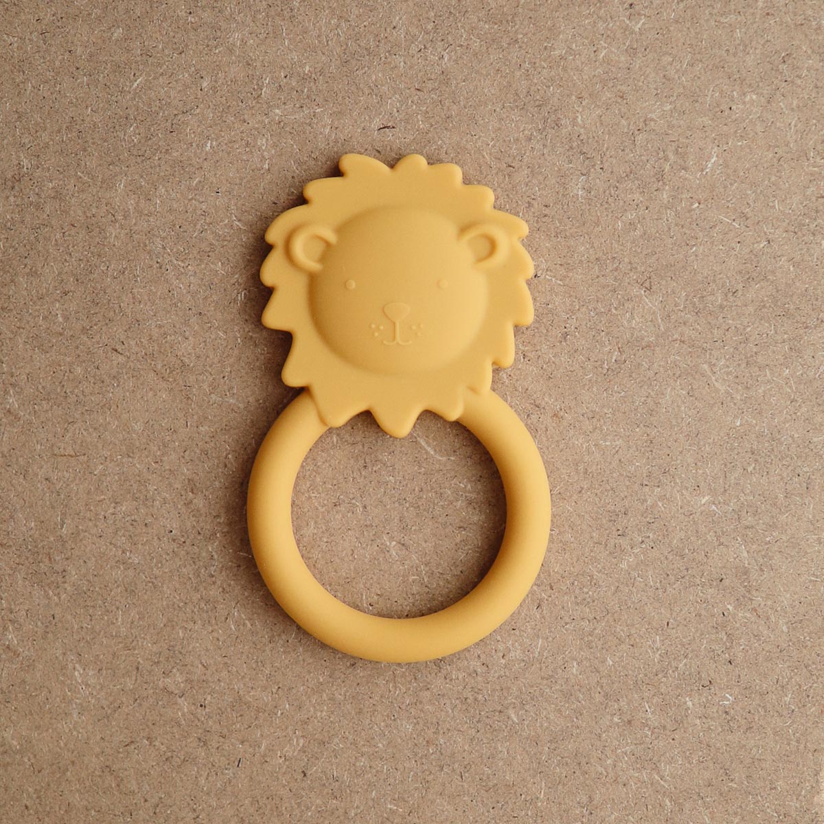 Lion Teether - Pale Daffodil