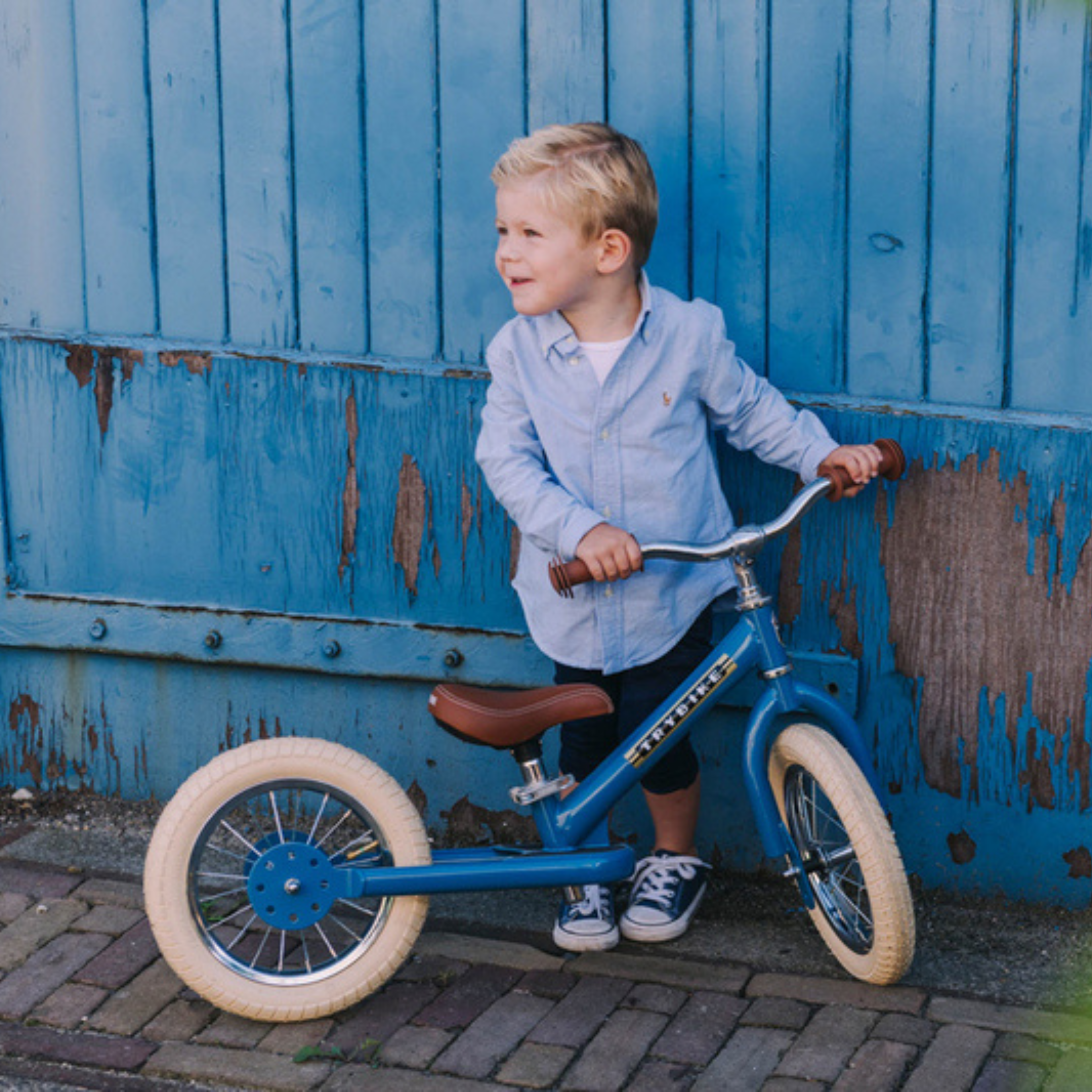 Matte Blue Vintage TRYBIKE - Cream Tyres & Chrome (3 wheel)