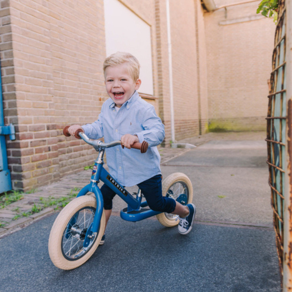 Matte Blue Vintage TRYBIKE - Cream Tyres & Chrome (3 wheel)