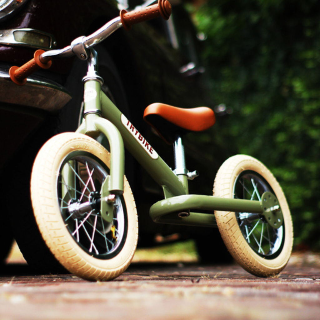 Matte Green Vintage TRYBIKE - Cream Tyres & Chrome (3 wheel)