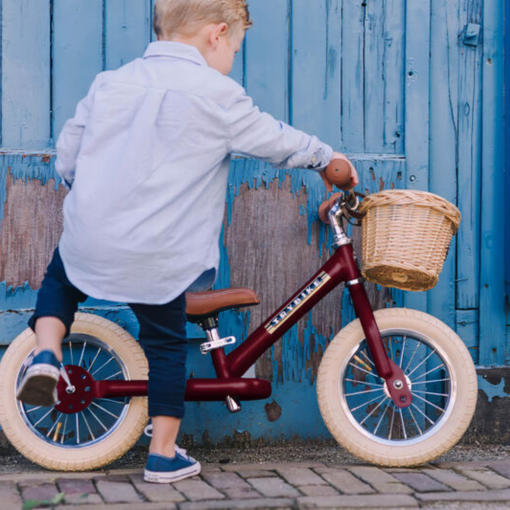 Matte Red Vintage TRYBIKE - Cream Tyres & Chrome (3 wheel)